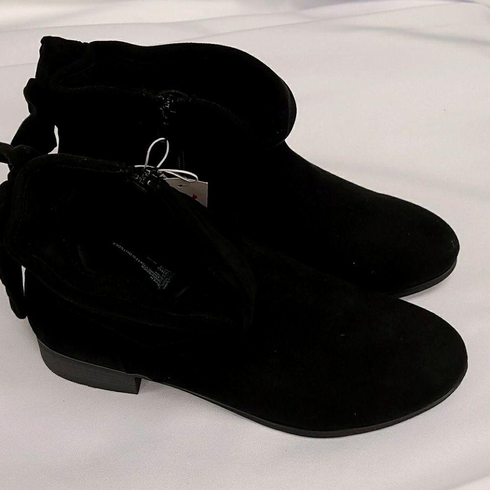 Justice size 9 suede ankle boots